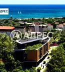 Тристаен апартамент с английски двор и морска панорама в м-т Акчелар