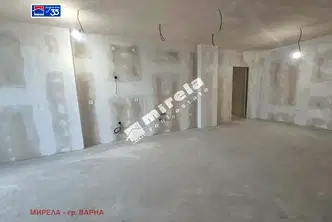 Тристайни апартаменти с морска гледка в м-т Ален мак, Варна