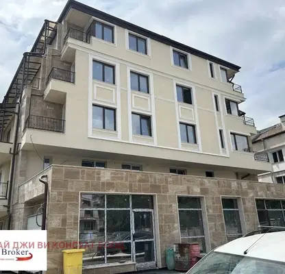 Снимка 4 — Просторен тристаен апартамент в нова сграда в Гърдова глава
