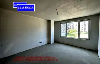 Просторен тристаен апартамент с южно-източно изложение в Манастирски ливади