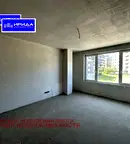 Просторен тристаен апартамент с южно-източно изложение в Манастирски ливади