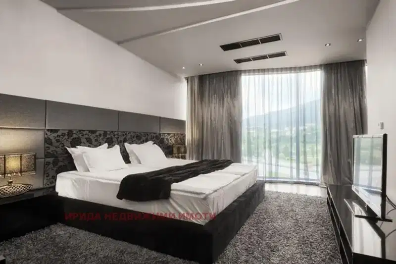 3-bedroom apartment in Sofiya, Manastirski Livadi