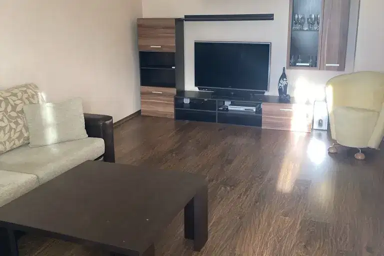 3-bedroom apartment in Pleven, Mara Dencheva