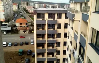 Тристаен апартамент с две тераси в Меден рудник, Бургас