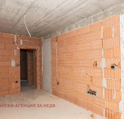 Снимка 5 — Тристаен апартамент с просторни помещения в Меден рудник, Бургас