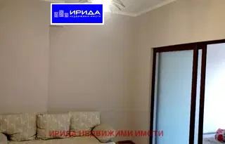 Тристаен апартамент в София, Медицинска академия