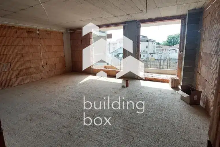 3-bedroom apartment in Plovdiv, Mladejki Hylm