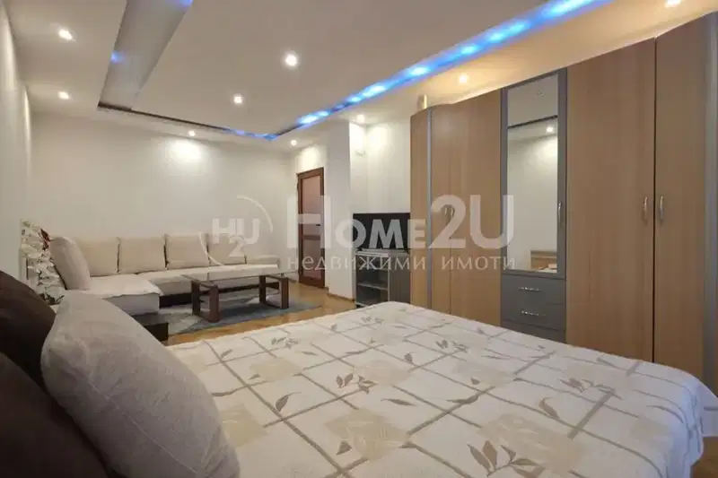 3-bedroom apartment in Varna, Mladost 1