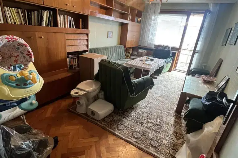 3-bedroom apartment in Sofiya, Mladost 1