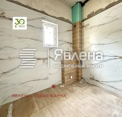 Снимка 3 — Тристайно помещение с гъвкаво разпределение в Младост 2, Варна