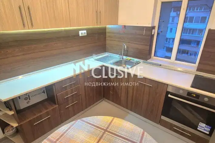 3-bedroom apartment in Sofiya, Oborishte