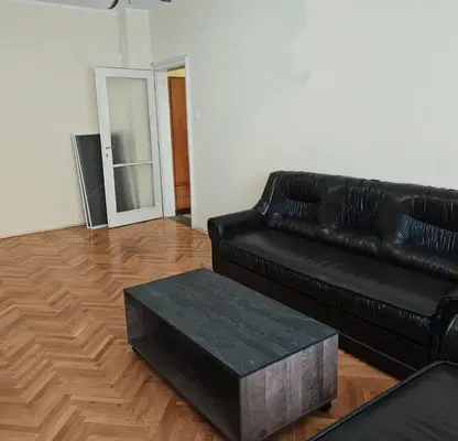 Photo 2 — Three-room apartment with full renovation in Oborishte, Sofia