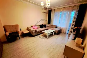 Тристаен апартамент с три отделни стаи в района на Окръжна болница, Варна
