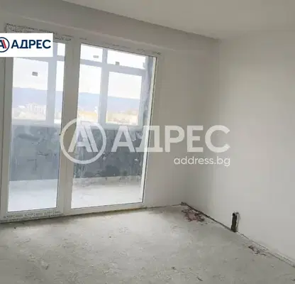 Снимка 4 — Тристаен апартамент в Раз, Орел