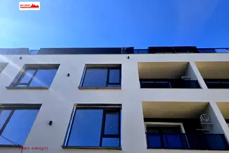 Просторен 3-стаен апартамент с две тераси в Остромила, Пловдив