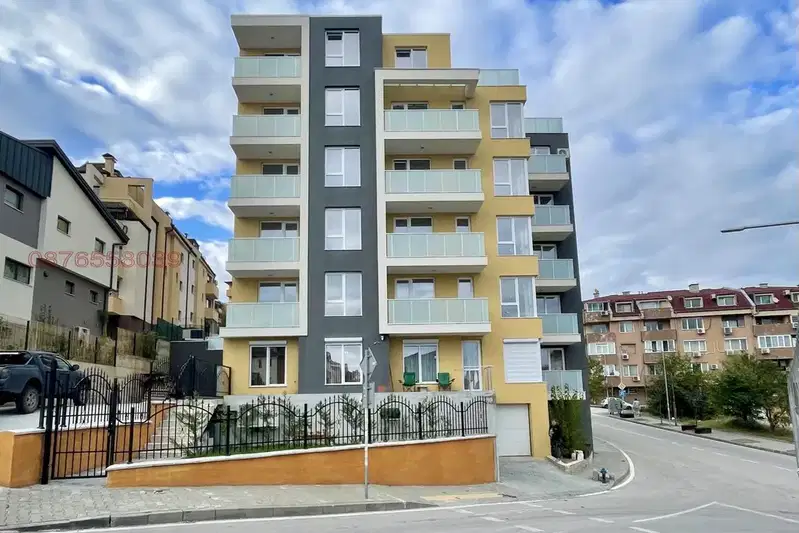 3-bedroom apartment in Blagoev, Osvobozhdenie