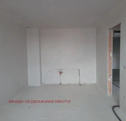 Снимка 3 — Тристаен апартамент с две тераси в Овча купел, София
