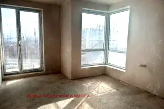 Тристаен апартамент с две тераси в Овча купел, София