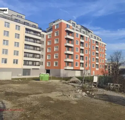 Снимка 2 — Тристаен апартамент с функционално разпределение в Овча купел 2