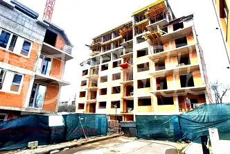 Тристайно жилище с функционално разпределение в Овча купел, София