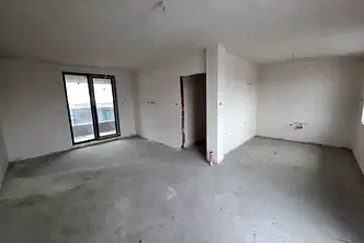 Тристаен апартамент в Хасково, Овчарски