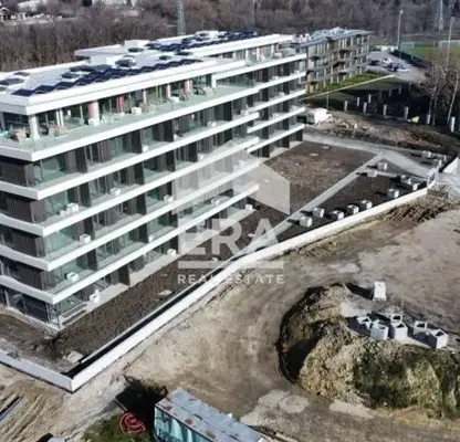 Снимка 2 — Тристаен апартамент в Шумен, Пазара