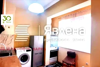 Тристаен апартамент с южна тераса и панорамна гледка в Погреби, Варна