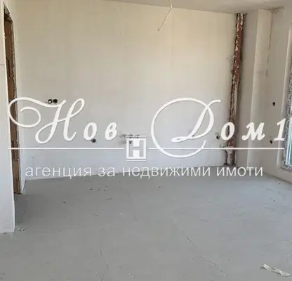 Снимка 2 — Тристаен апартамент с южно изложение в Погреби, Варна