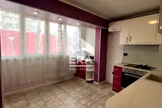 Тристаен апартамент в Русе, Родина 1