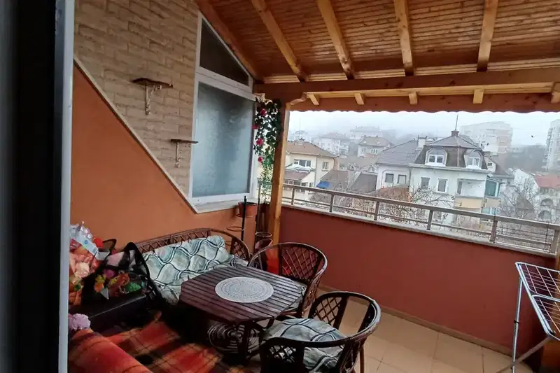 3-bedroom apartment in Pleven, Shirok Centyr