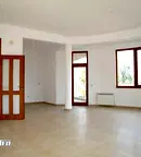 Тристаен апартамент с южно изложение в Симеоново, София