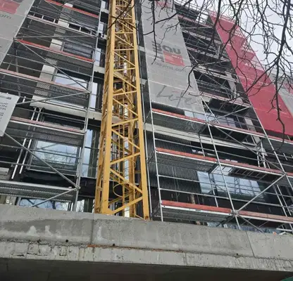 Снимка 2 — Просторен тристаен апартамент с панорамна тераса в Стрелбище