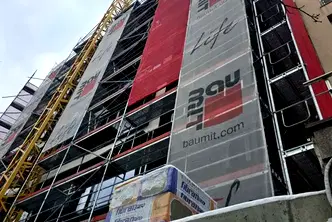 Просторен тристаен апартамент с панорамна тераса в Стрелбище