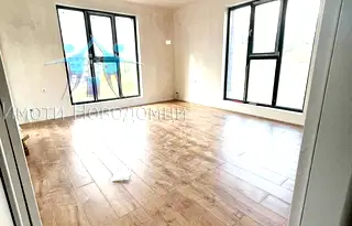 Тристаен апартамент в Шумен, Тракия