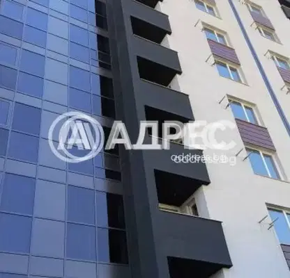 Снимка 3 — Просторен 3-стаен апартамент в нова сграда в Тракия, Пловдив