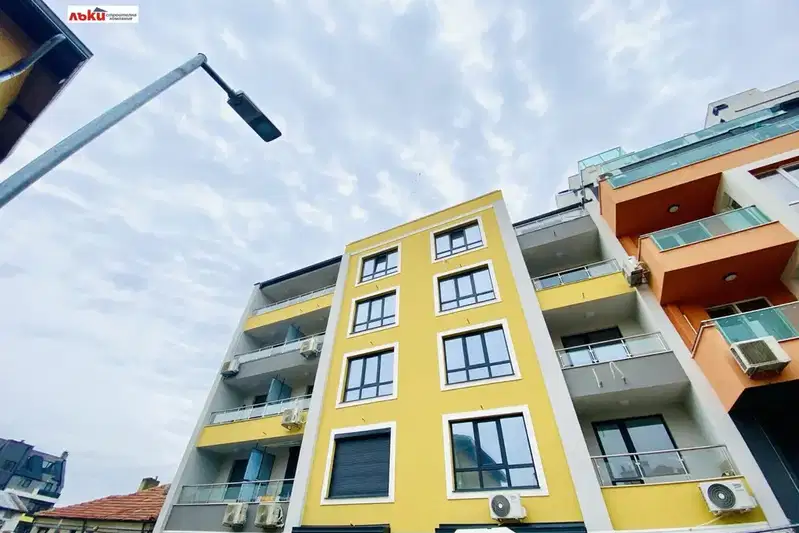 3-bedroom apartment in Varna, Troshevo