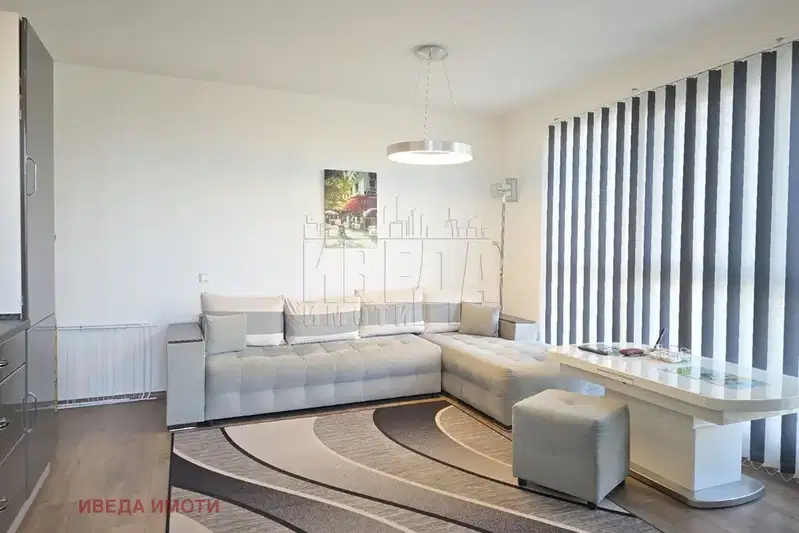 3-bedroom apartment in Varna, Troshevo