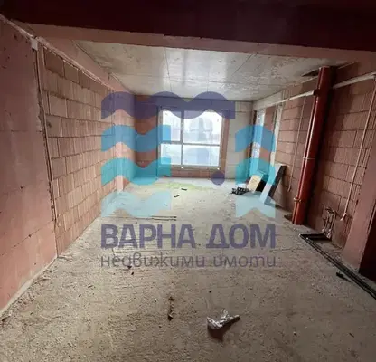 Снимка 4 — Тристаен апартамент с паркомясто в нова сграда във Виница, Варна