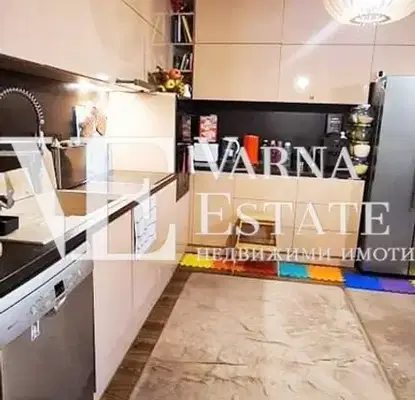 Photo 4 — 3-bedroom apartment in Varna, Vinica
