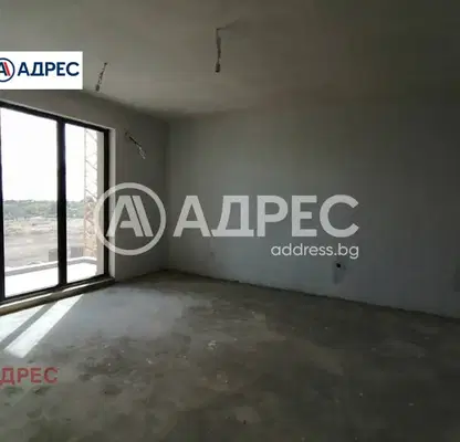 Снимка 3 — Просторен 3-стаен апартамент с две тераси във Виница, Варна