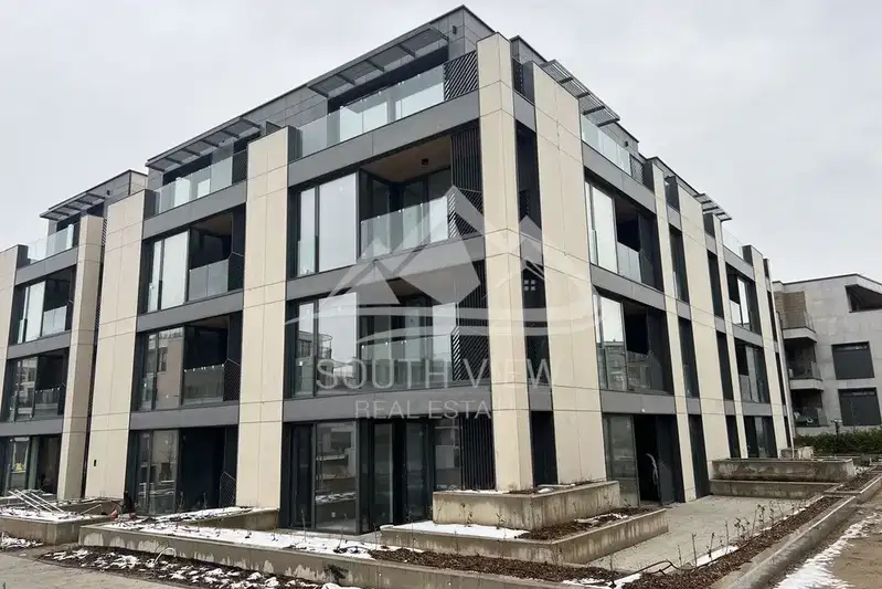Тристаен апартамент с качествено строителство в кв. Витоша, София