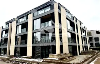 Тристаен апартамент с качествено строителство в кв. Витоша, София