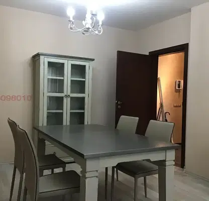 Снимка 5 — Тристаен апартамент с тераса в кв. Витоша, София