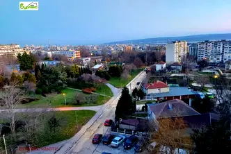 Тристаен апартамент във Варна, Владислав Варненчик 1