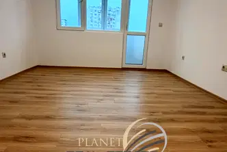 Тристаен апартамент във Варна, Възраждане 1