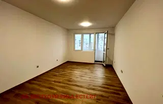 Тристаен апартамент с основен ремонт във Възраждане 1, Варна