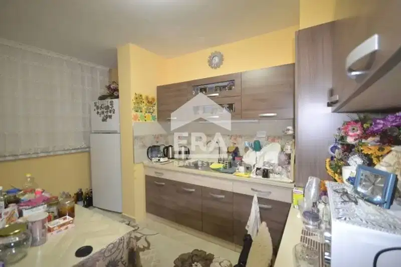 Тристаен апартамент в Хасково, Възраждане