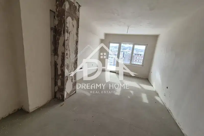 3-bedroom apartment in Kyrdjali, Vyzrojdenci