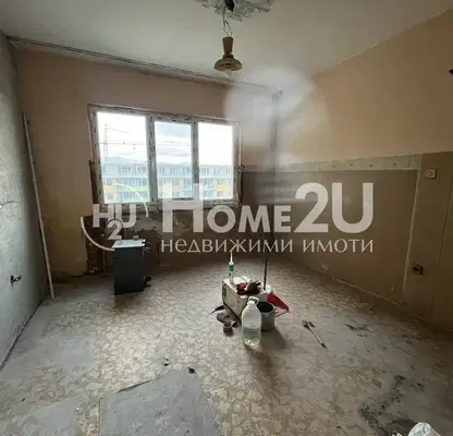 Снимка 2 — Тристаен апартамент с 4 отделни помещения в кв. Южен, Пловдив