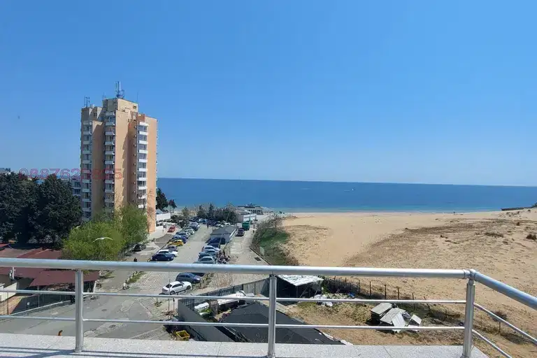 3-bedroom apartment in Oblast Burgas, Nesebyr